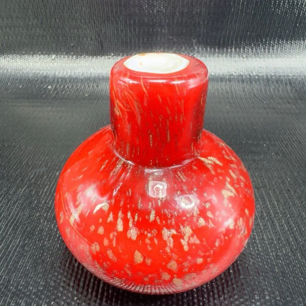 Pier 1 Chunky Heavy Art Glass Bud Vase Round Bottom Red With‎ Flecks Glass Vase